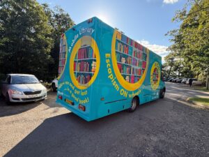 Mobile Bus